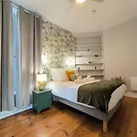 Splendid T4 - Spacious - Air Conditioning - 6 People 公寓 波城