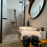 Splendid T4 - Spacious - Air Conditioning - 6 People * 波城