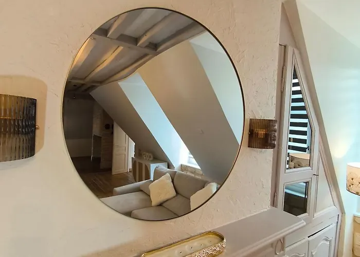 Splendid T4 - Spacious - Air Conditioning - 6 People 아파트 포