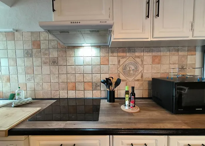 Splendid T4 - Spacious - Air Conditioning - 6 People 아파트 포